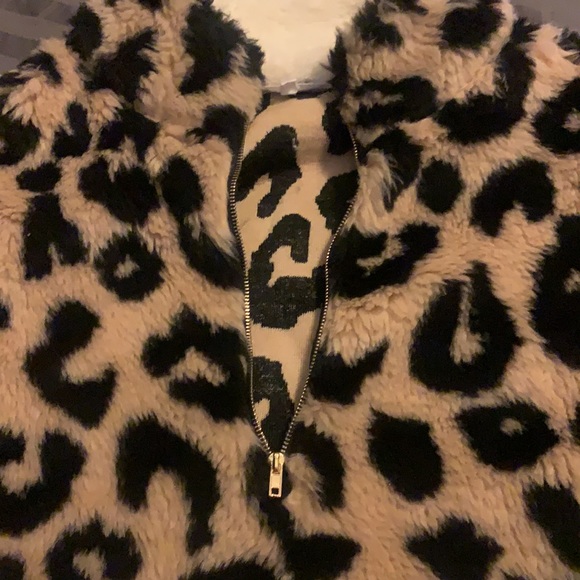 Pullover - Picture 2 of 5